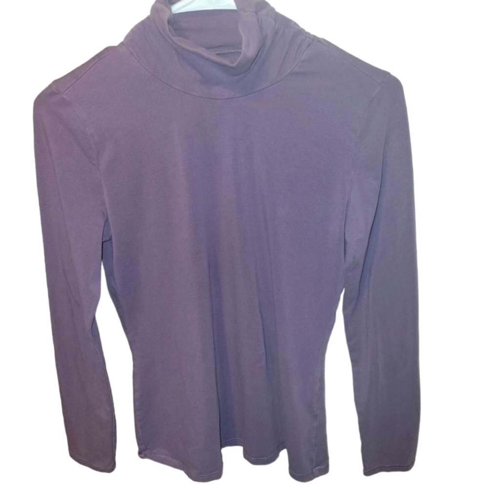 𝅺j. Jill. Ruched Turtleneck